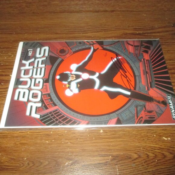 Buck Rogers #1 Dynamic Forces Exclusive Signed by John Cassaday Dynamite Comics - Picture 3 of 3